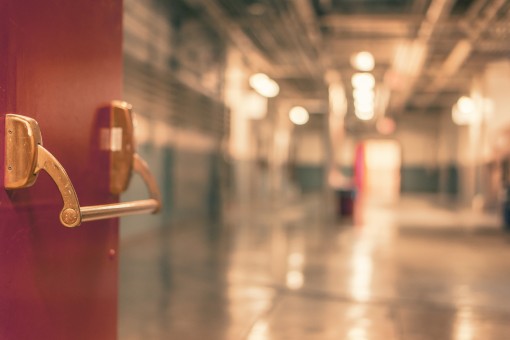 door_entry_hospital_passage_red_handle-965117.jpg!s