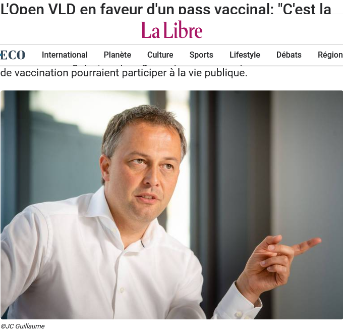 DE VACCINPAS: « DE ENIGE OPLOSSING »…