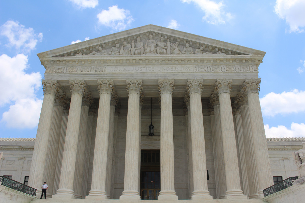 column_building_supreme_court_washington_dc-177508