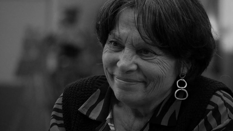 Rust in vrede Michèle Rivasi, ver van het tumult en de turbulentie van deze wereld.