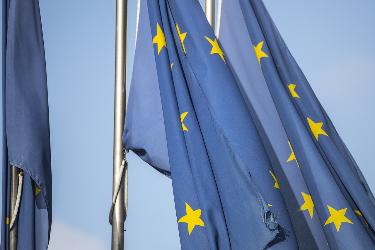 flags-6582302_1280